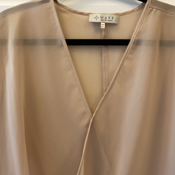 Tan polyester sheer blouse - Picture 2 of 3